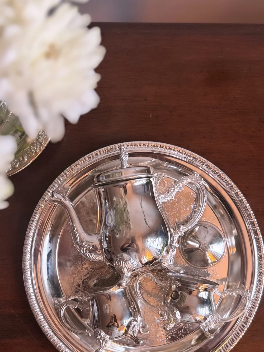N/A elegant silver